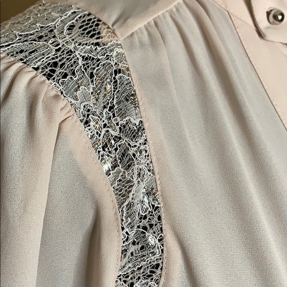 MOULINETTE SOUERS....semi sheer blouse - Picture 2 of 9